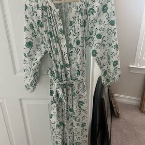 Lake Brunch Dress - size S - Like New